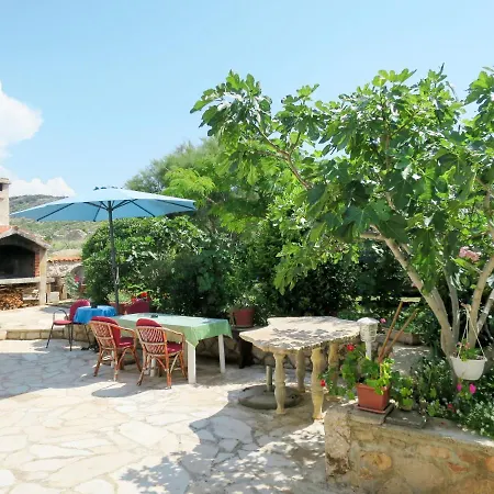 Lukeni-2 By Interhome * Vinjerac