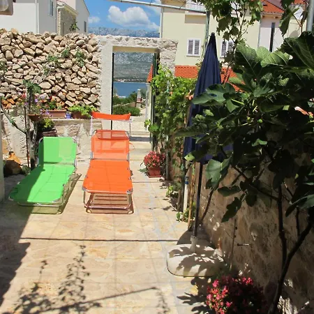 Appartement Lukeni-2 By Interhome *