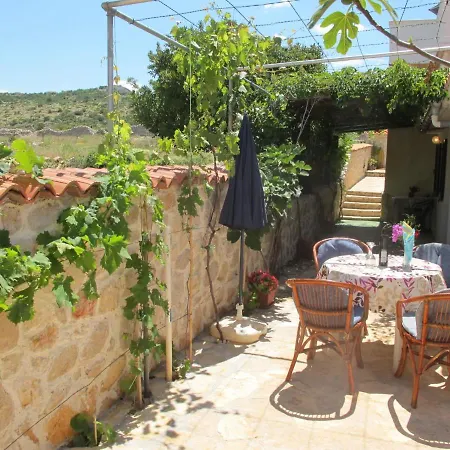 Lukeni-2 By Interhome * Vinjerac