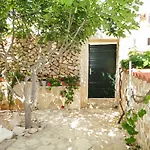 Lukeni-2 By Interhome Apartamento