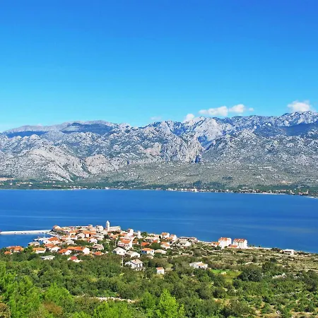 Lukeni-2 By Interhome